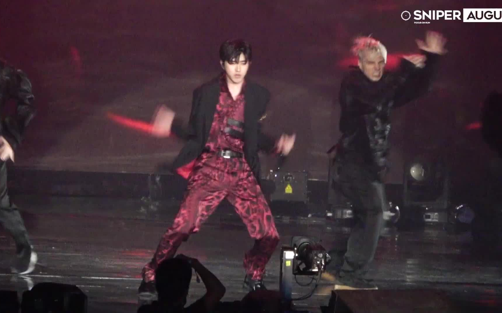 【 蔡徐坤 cai xukun】青春芒果夜 新歌《蒙着眼》