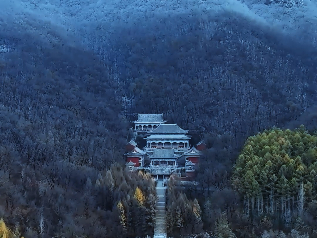 辽宁本溪九顶铁刹山图片