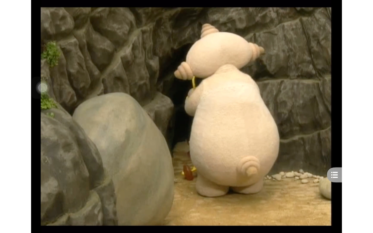 玛卡巴卡吹喇叭倒放,但是空耳字幕