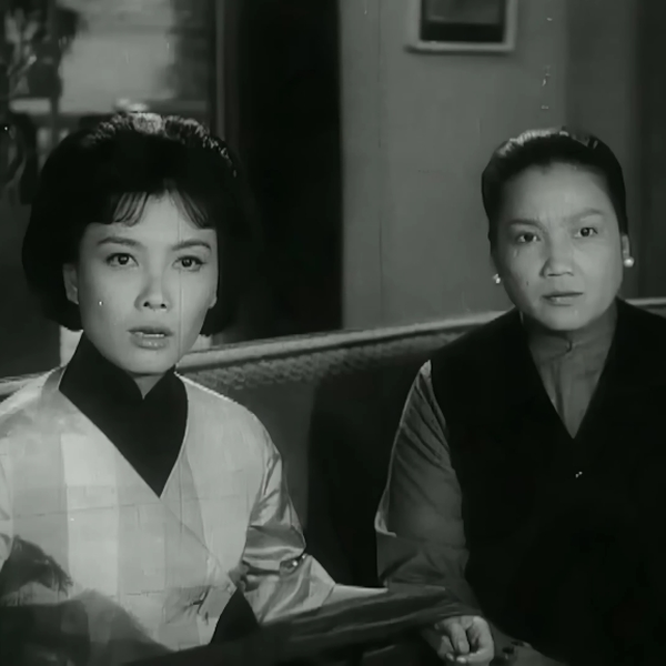 小妻要『女人幻想』◆翠揚社/1972年初版 ○小妻要 小妻容子 女人幻想 翠揚社 1972年初版 - メルカリ