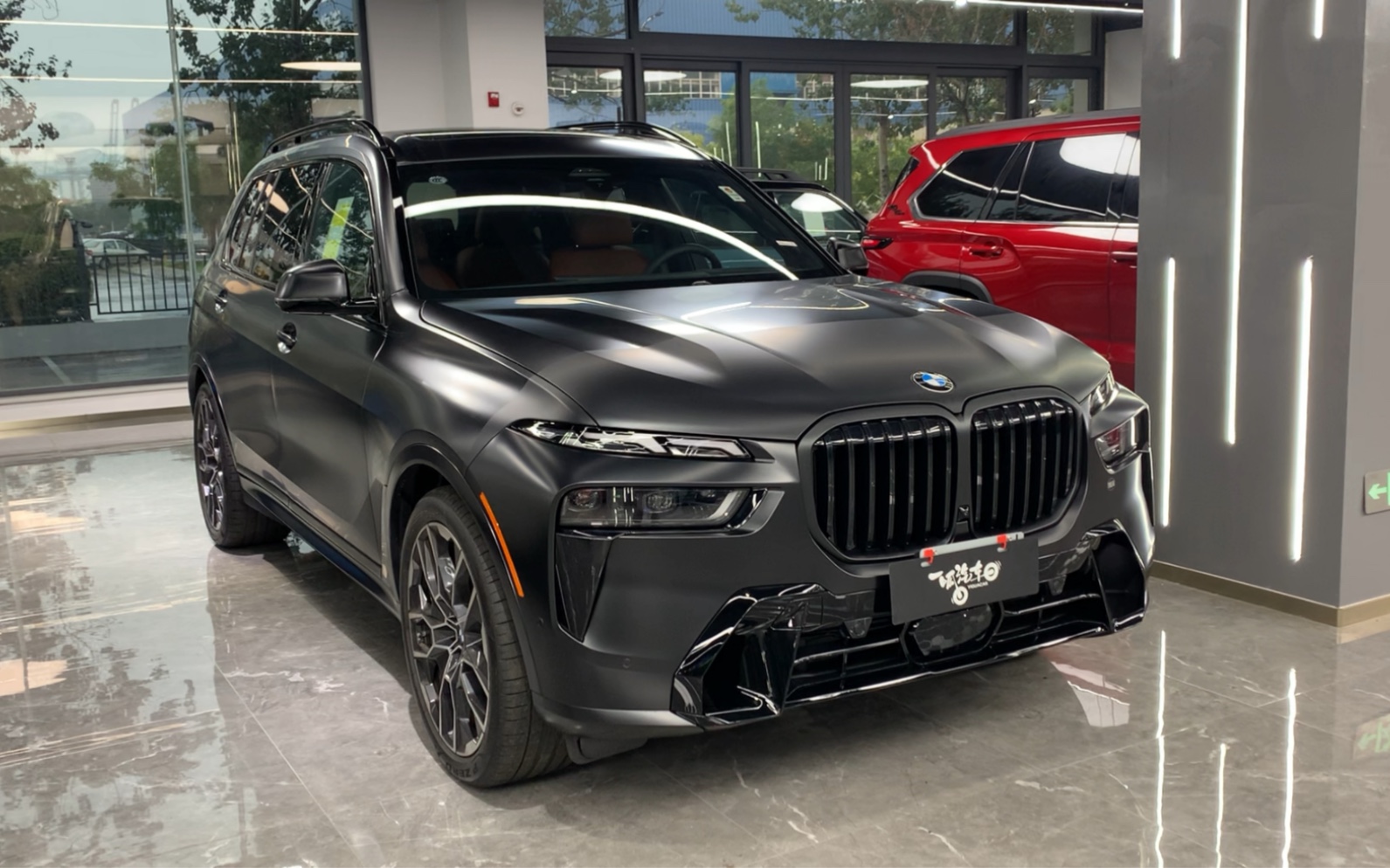 黑武士宝马x7最高配