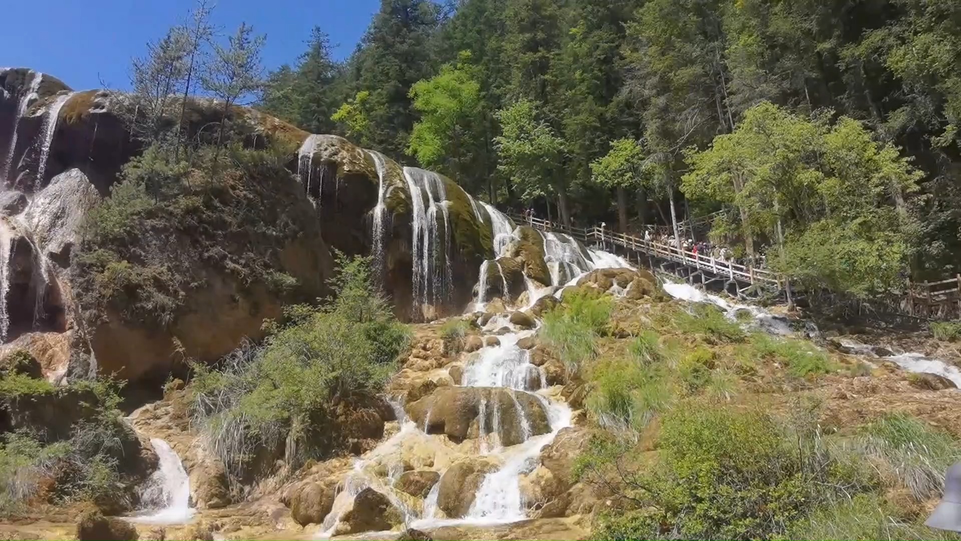 原声九寨瀑布,不想删除任何一帧和加工的美景,后附
