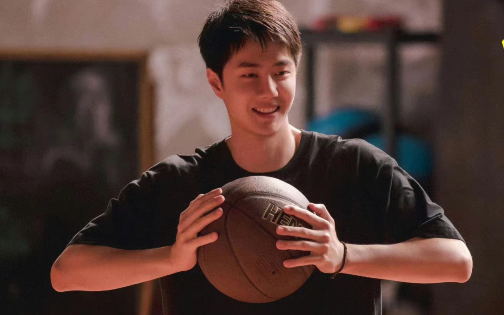 陈烁:好险,差一点就有女朋友了(hhh你小子被王一博附体了吧