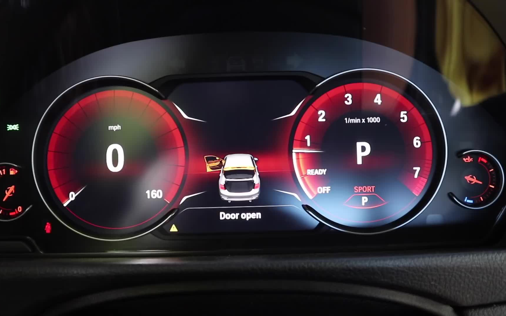 【烧哥】国外小哥安装6000$的宝马oem虚拟表盘