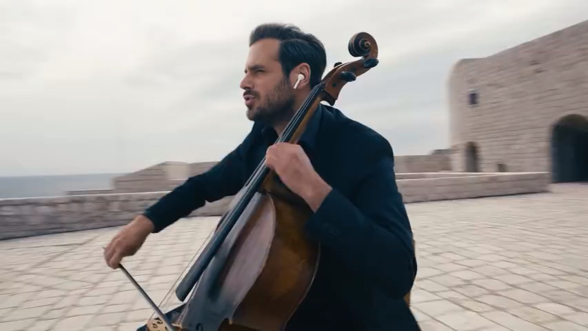 提琴双杰"之一,人称"提琴魔术师的"hauser大叔,在最新的个人音乐会上