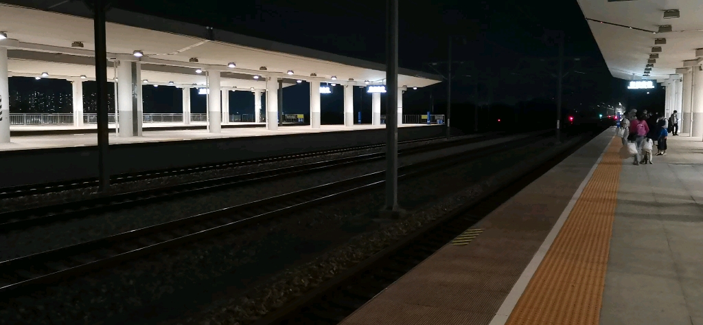 d3125次列车惠州南进站(20201007)_哔哩哔哩 (゜-゜)つロ 干杯~-bili