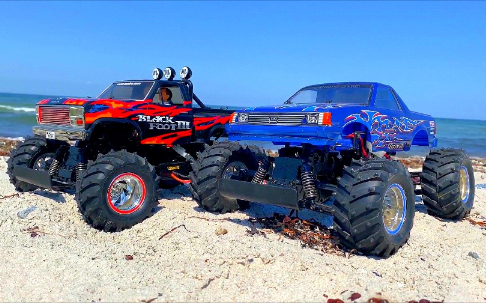 双车越野田宫遥控大脚车wt01blackfootiiimudblasterii遥控车