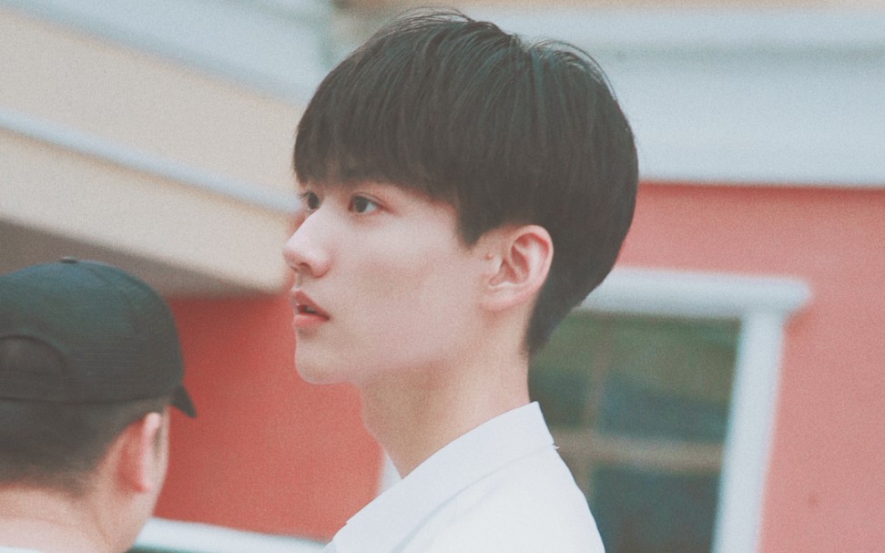 【周柯宇】创4选手待播剧 我曾记得那男孩 -章扬同学的可爱手势舞