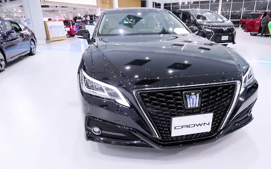 2019款丰田皇冠3.5混动 外观内饰展示