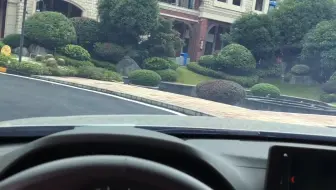 窄路S弯通过技巧，即安全又简单，新手司机请注意