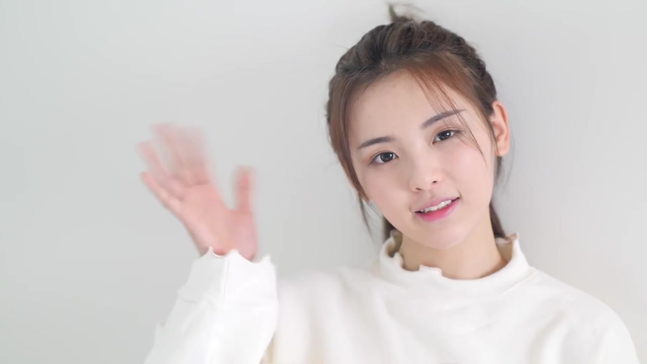 大家好,我是ch2-杨超越 大家好,我是火箭少女101-杨超越 大家好,我是