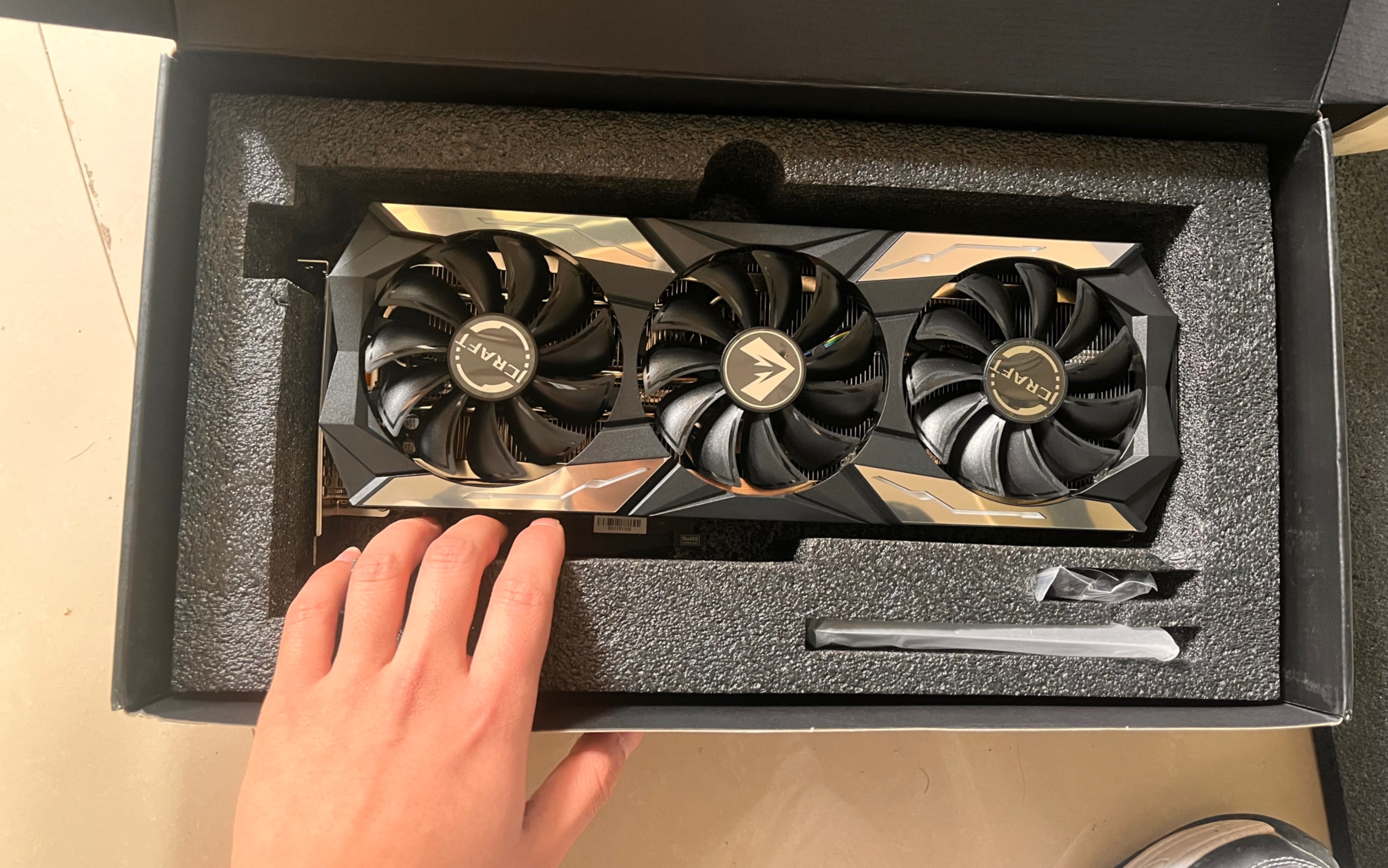 銘瑄3060ti,電競之心g6x-8g開箱