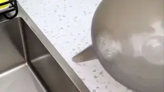 不管是做饭还是洗水果能方便很多