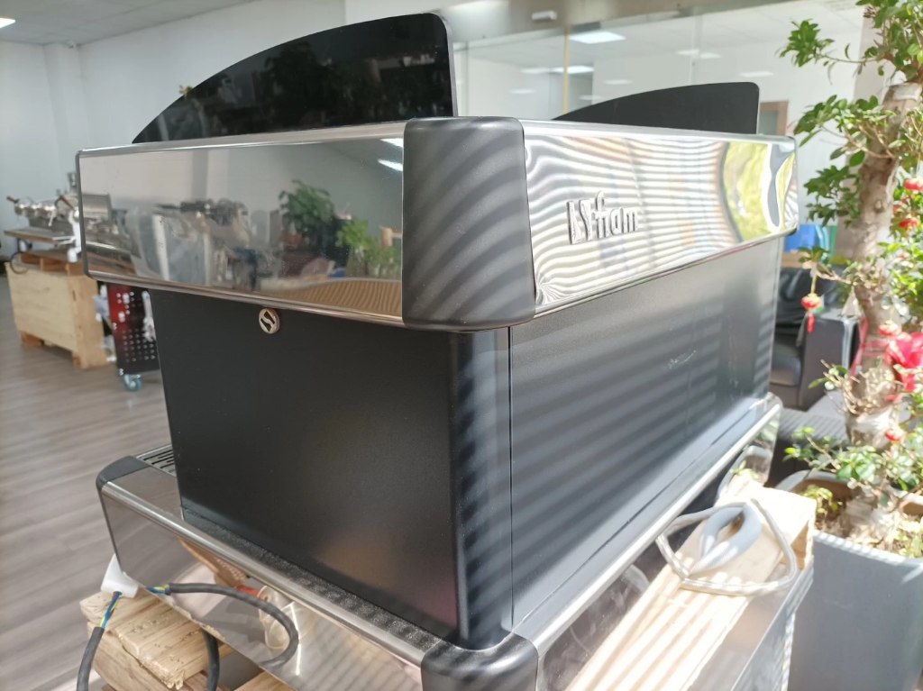 二手fiamma咖啡机,原装葡萄牙进口,已保养,功能完好.