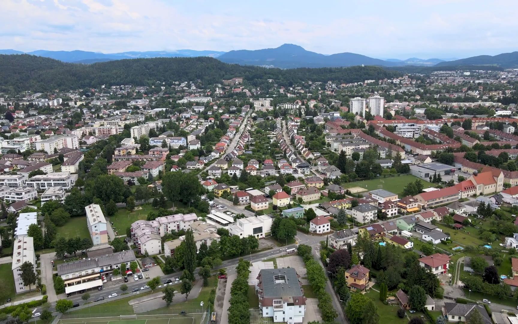 奥地利克恩顿州克拉根福沃尔特湖畔