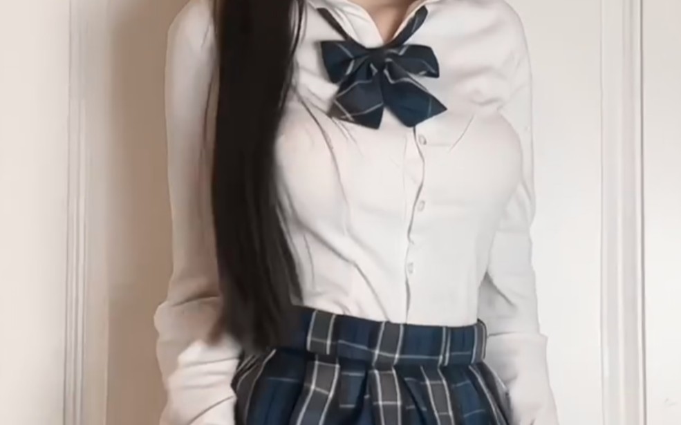 好看的黑长直 jk小姐姐