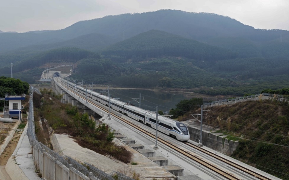 揭阳霖磐高铁图片图片