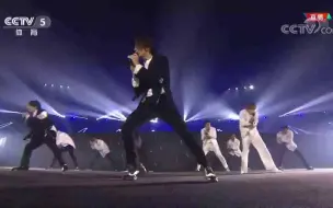 Video herunterladen: 【Super Junior】闭幕式第一首《sorry sorry》