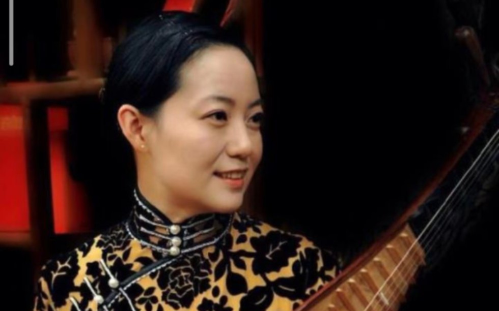 苏州评弹馆吴亮莹清唱《声声慢》