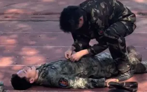 Tải video: 勇敢的人先享受教官：纯情教官VS霸道男兵