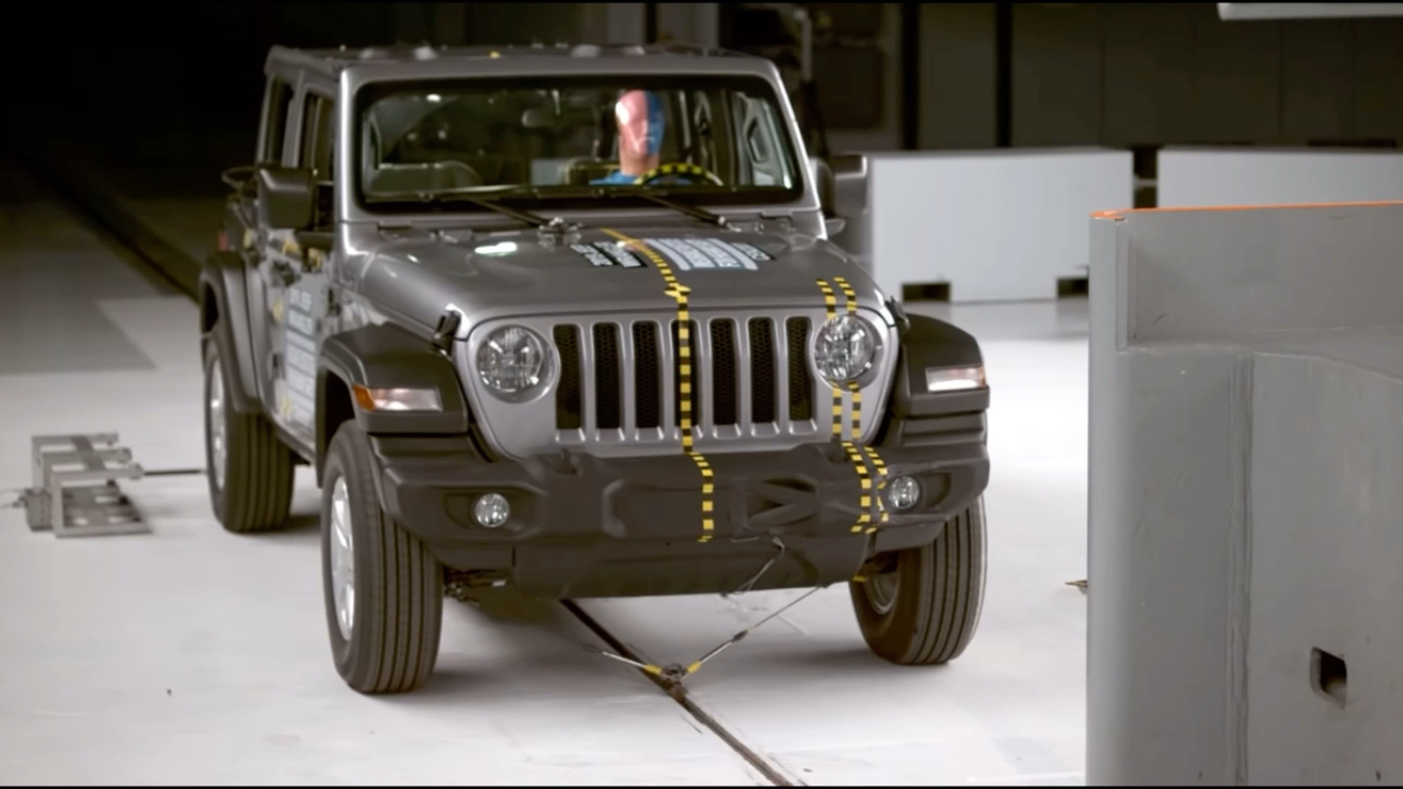 Jeep Wrangler 牧马人 IIHS 网站转载哔哩哔哩bilibili