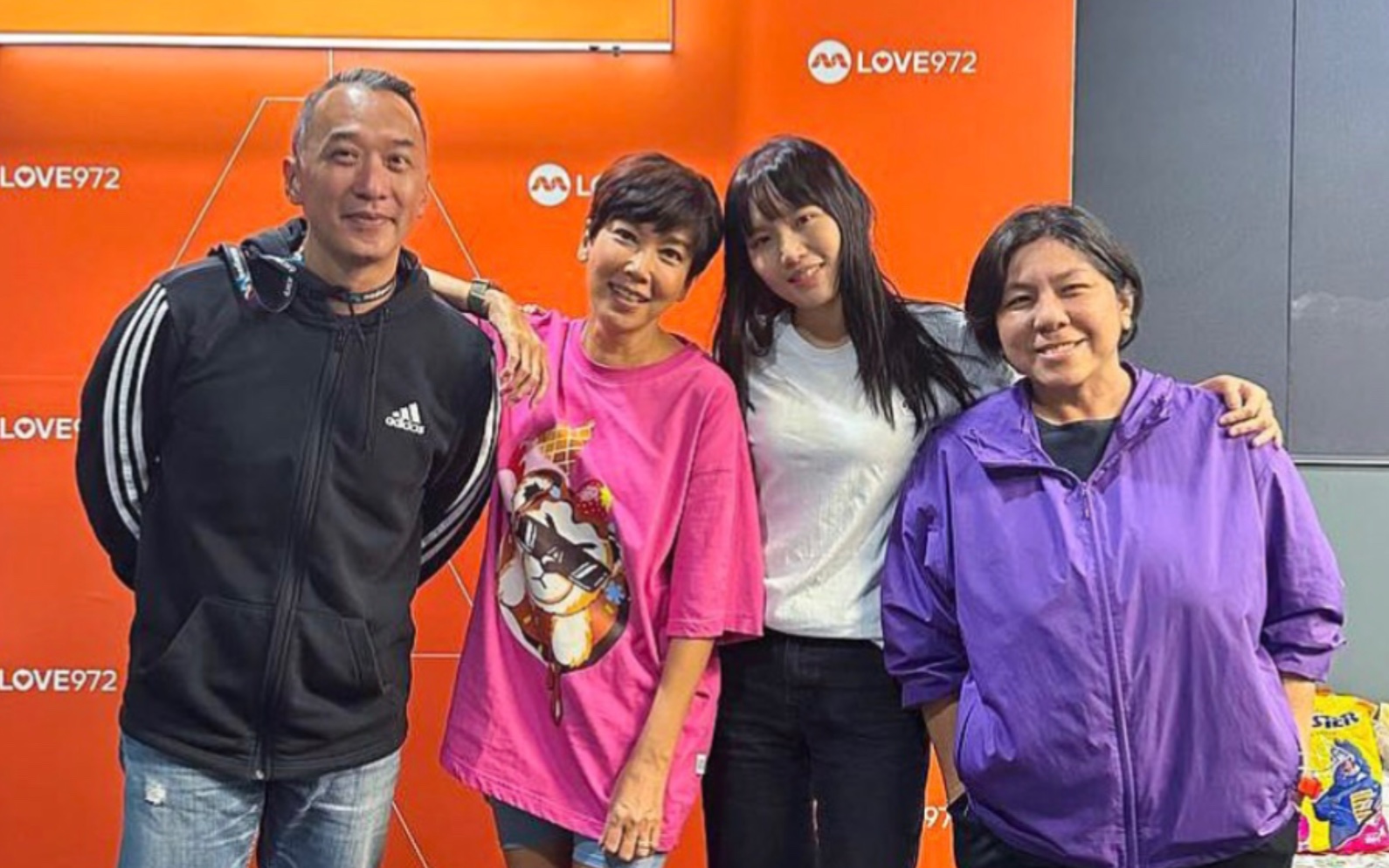 【陪你到最后】新加坡电台love972 访谈(嘉宾:文慧如&钟琴)