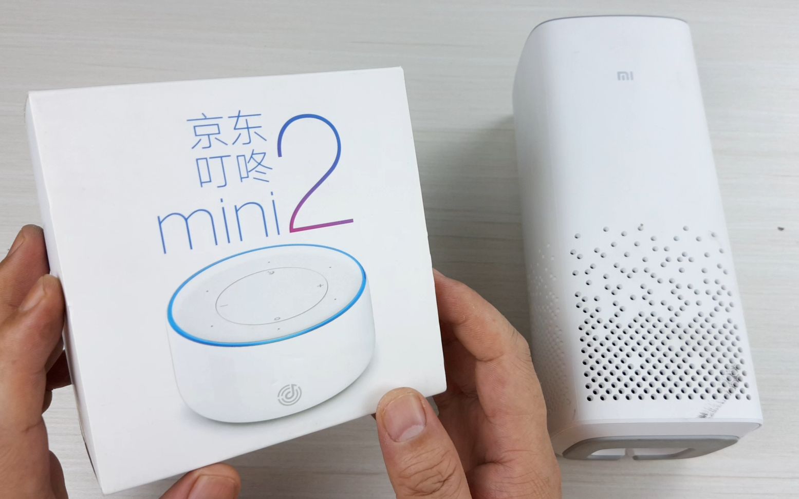 拆解小米AI音箱和京东叮咚mini2,对比内部的做工和设计谁更优秀哔哩哔哩bilibili