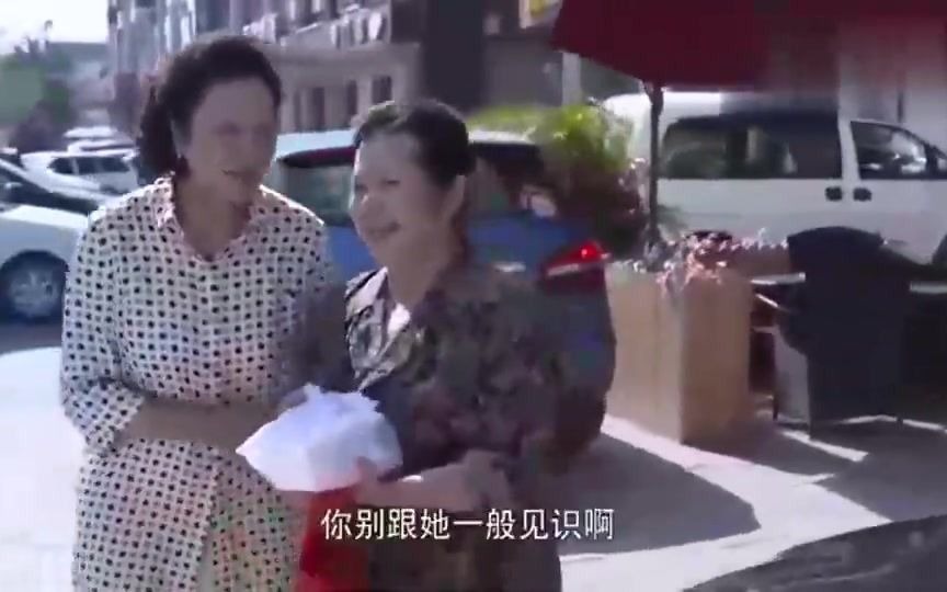 [图]前妻后悔嫁给外商后，竟然用死威胁前夫和现任离婚，前夫你随便