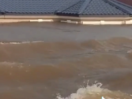 [图]阿联酋 迪拜发生特大暴雨 风暴和洪涝灾害