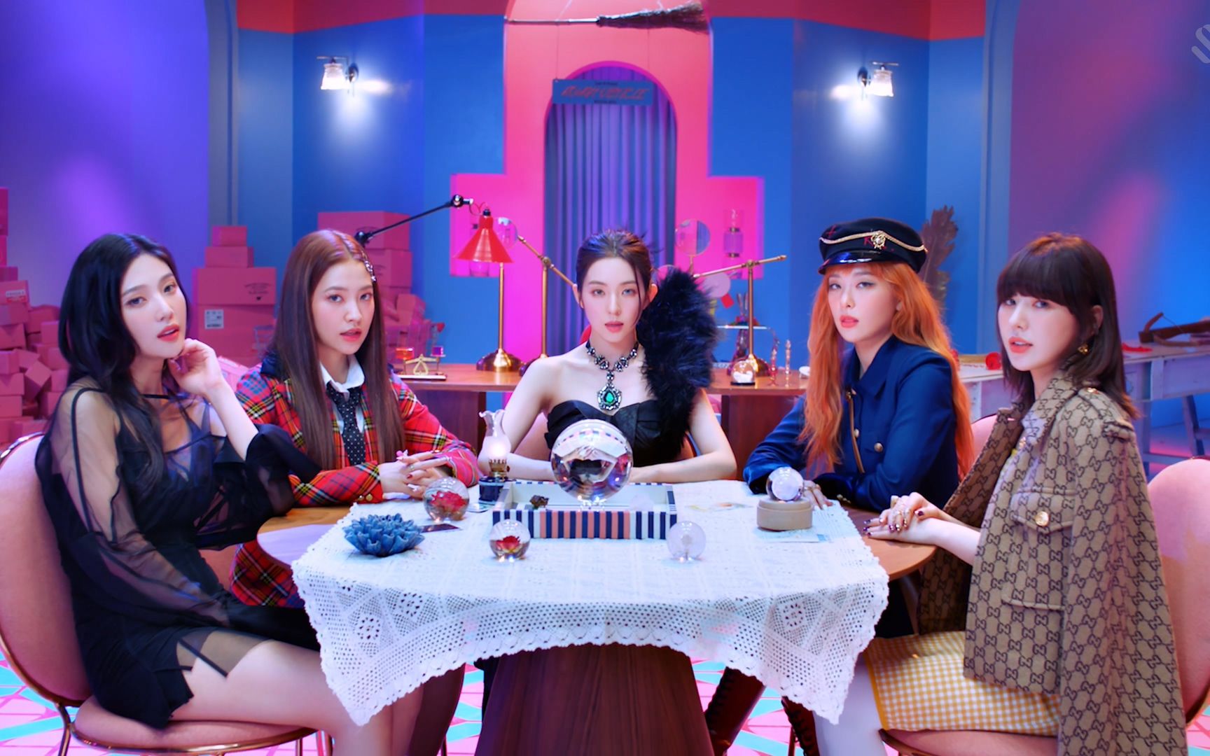 redvelvet queendom mv pose 舞台_哔哩哔哩_bilibili