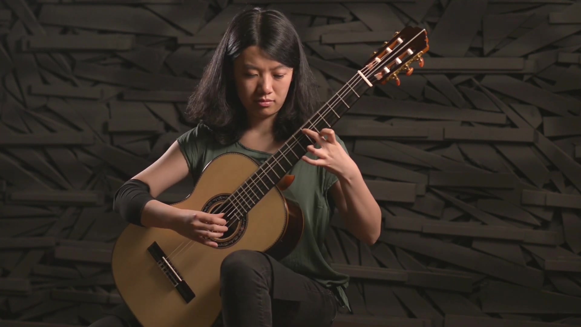 朱俐颖 演奏《盗贼之歌》canco del lladre