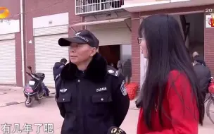 Télécharger la video: 妻子出轨男保安，丈夫找到妻子讨要说法，结果一言不合就开打