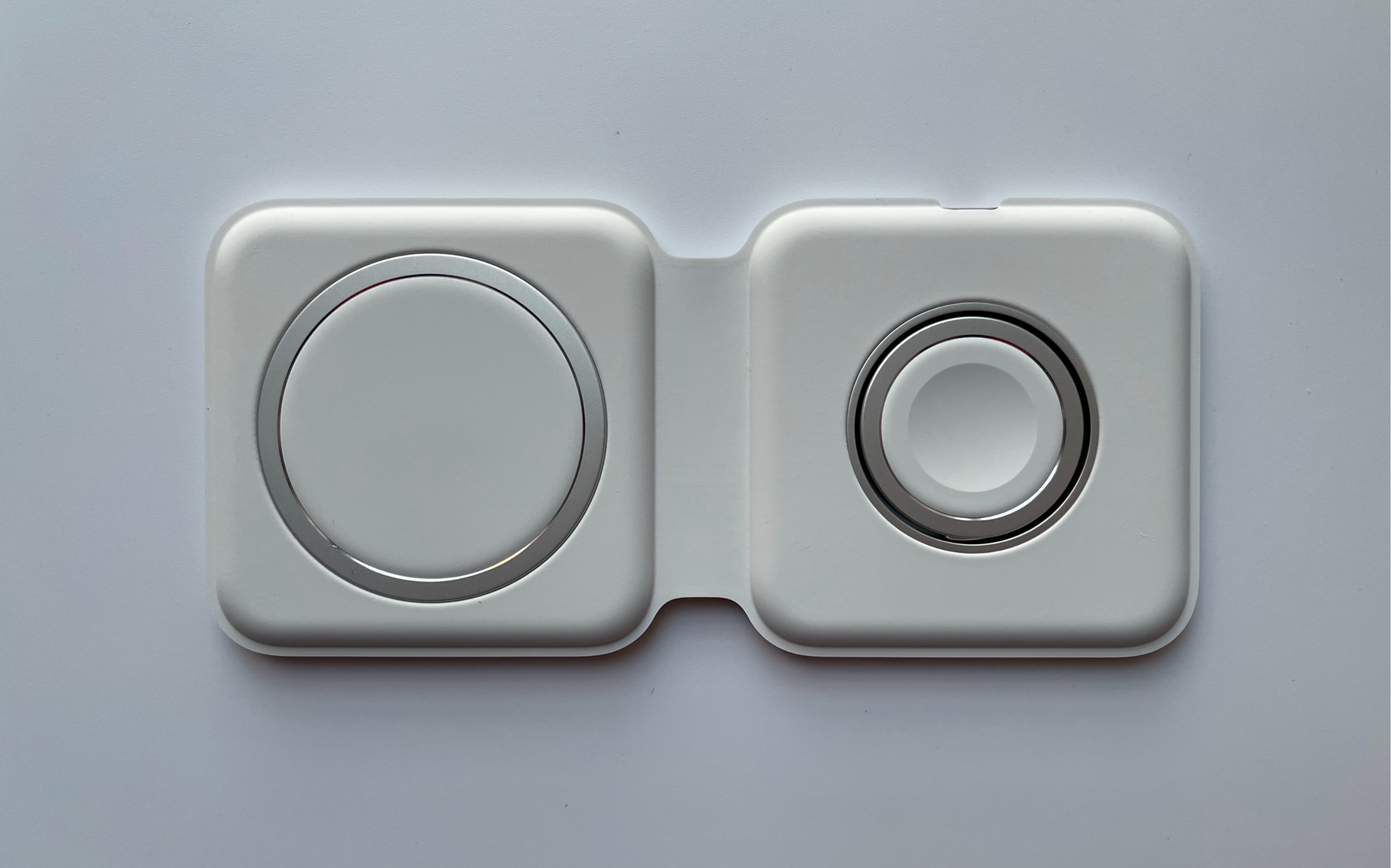 苹果magsafe duo charger开箱