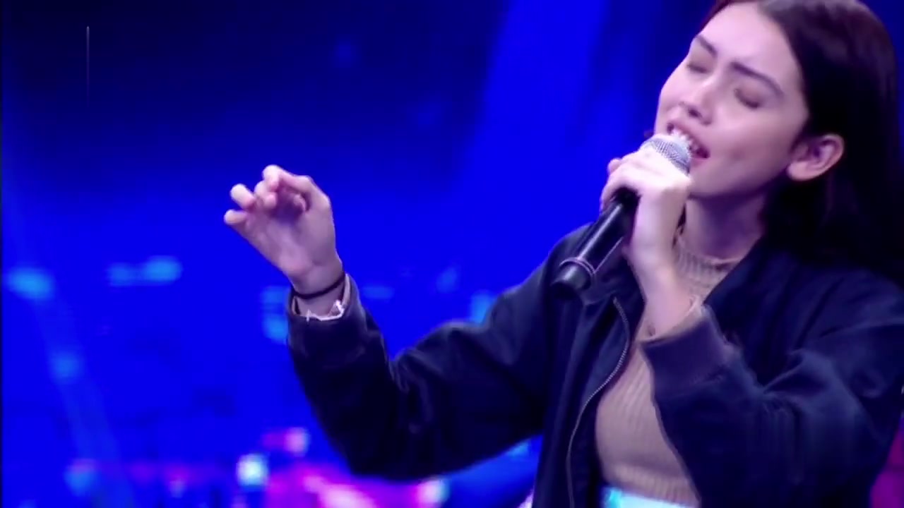 [图]翻唱姆爷-Love the way you lie-泰国达人秀第六季Thailand's Got Talent Season 6