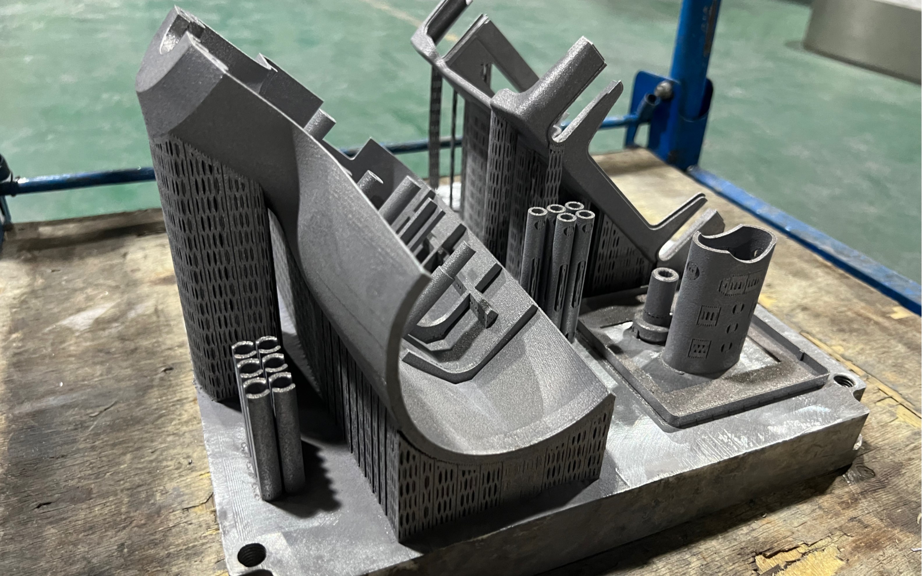 晚上来工厂看看金属3d打印机