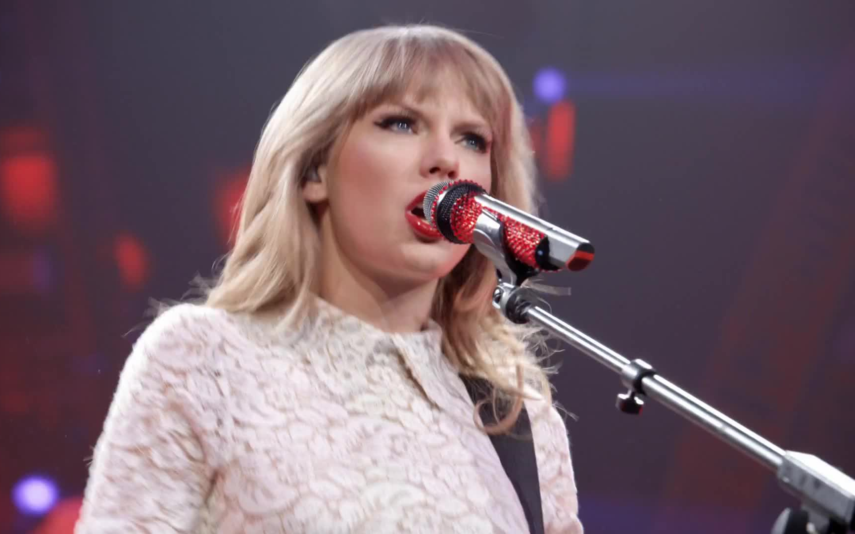 【超清mv-13】taylor swift - red(1080p)_哔哩哔哩 (゜-゜)つロ 干杯