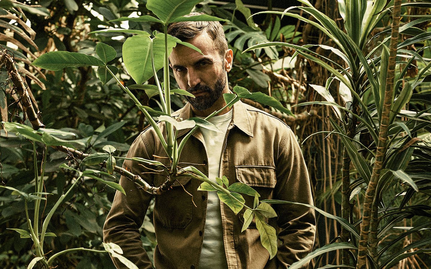 中字—nicolas ghesquiere接受采访谈及自己的职业生涯