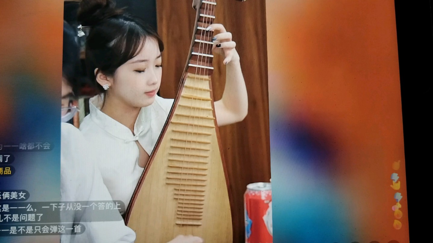 【古风美人】琵琶声起!品牌部一一弹奏名曲《沧海一声笑》