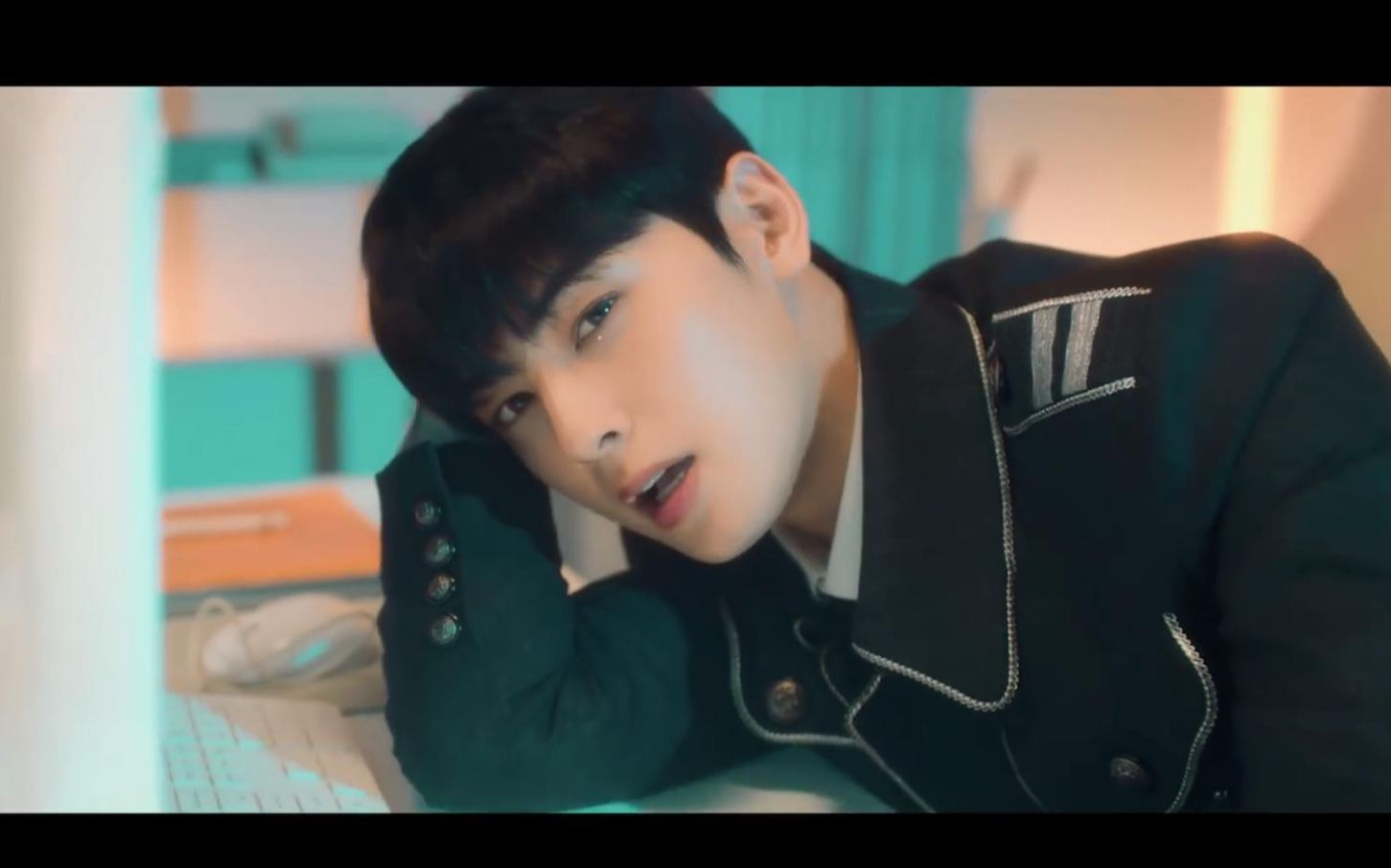 【车银优】astro又发新歌了!宇宙空军士官木来了!制服太绝了!