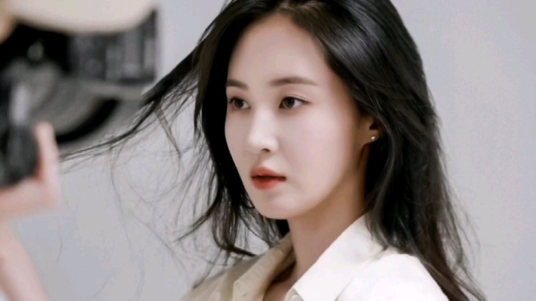 【yuri权侑莉】我准备离开你,希望我们有缘再见 ,能够认识你真的很