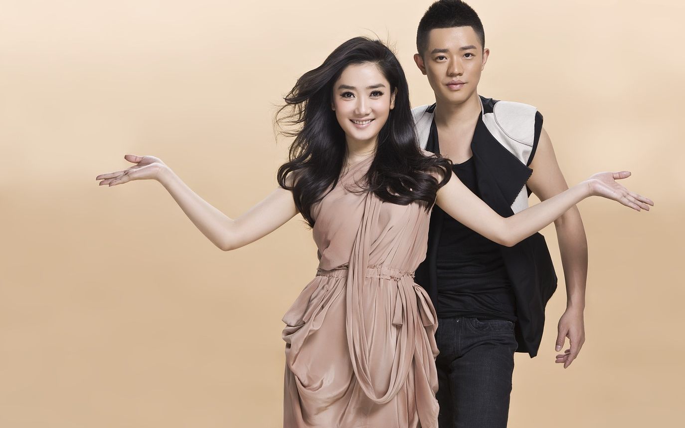 凤凰传奇主打年龄错乱,粉丝竟然一届比一届年轻,主打一个老少皆宜!