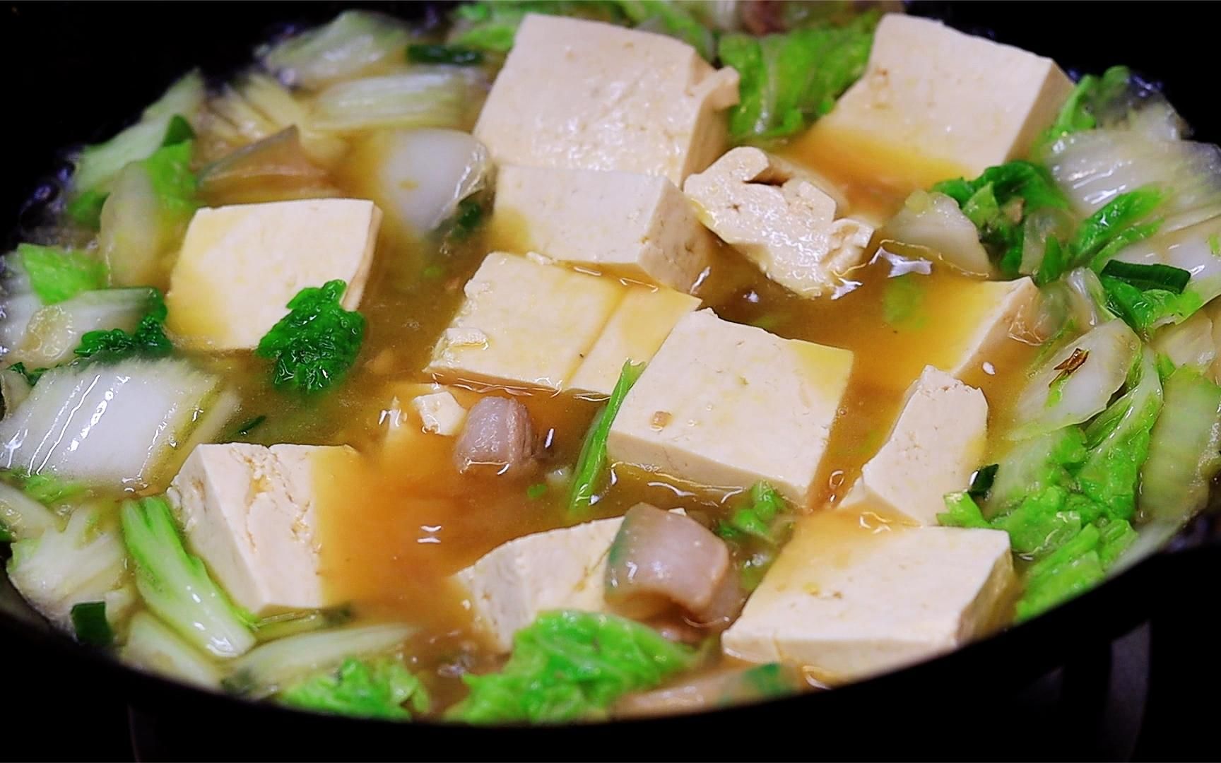 白菜炖豆腐怎么做_白菜炖豆腐的做法_花儿的美食厨房_豆果美食