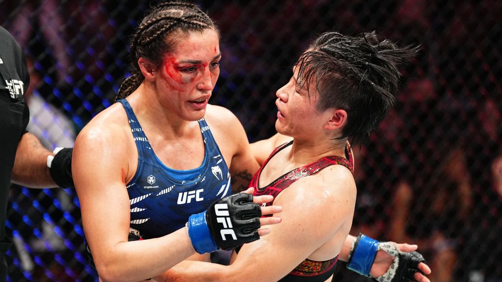 【UFC冠军战】史上最强草量级女选手之一！张伟丽 VS 塔提亚娜-苏亚雷斯
