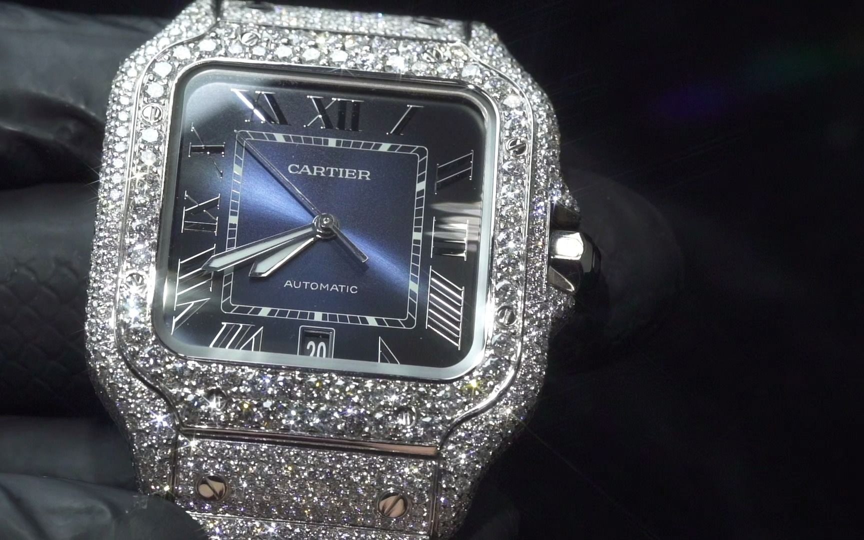 wbj定制珠宝全新满钻卡地亚山度士现货_哔哩哔哩 (゜-゜)つロ 干杯