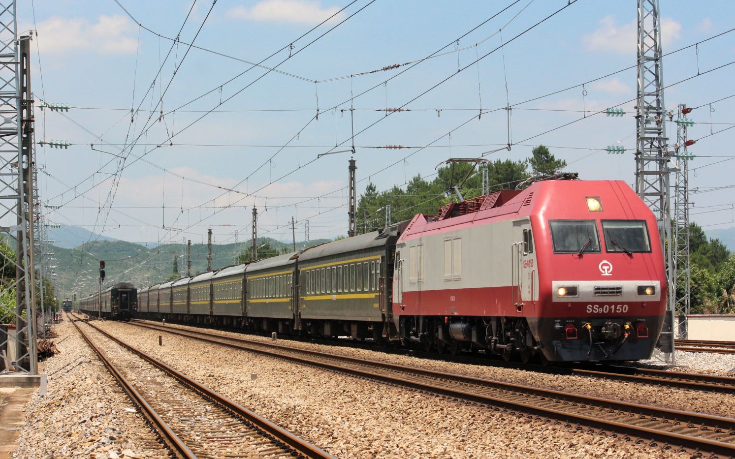 trainsimulator/列车第一视角/模拟火车/繁忙铁路线/郴州站客人车k528