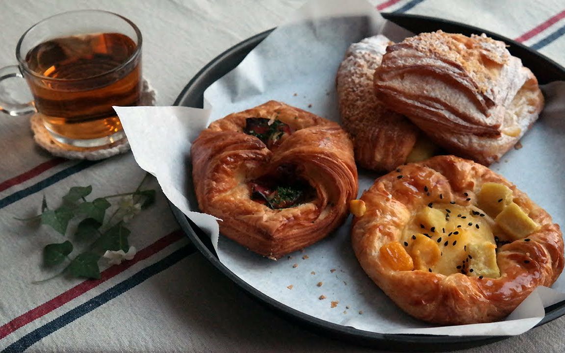 『凌晨四点』丹麦面包 / 咀嚼音 / danish pastry eating sound