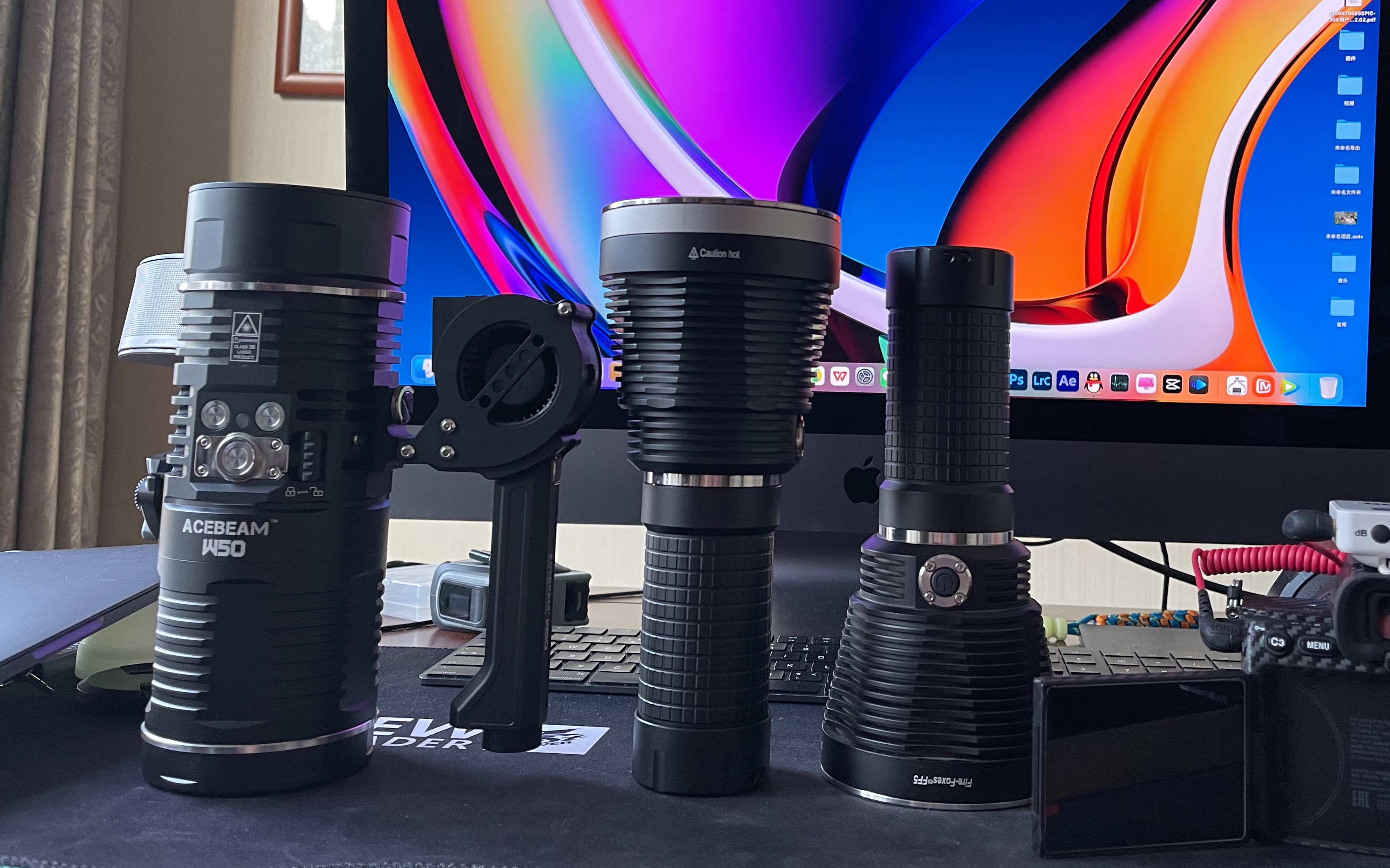 正式版对比来了最强手持白激光手电acebeamw50vs同体积最强手持hid