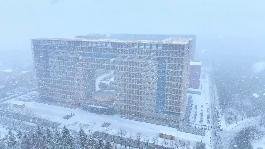 [图]我期待的不是雪，而是有你的冬天~