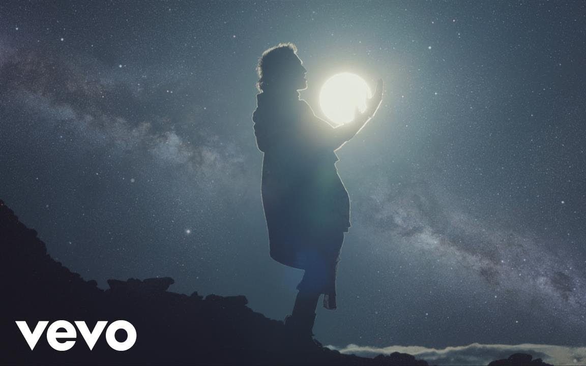 [图]【良曲推荐】WALK THE MOON - One Foot (Official Video)