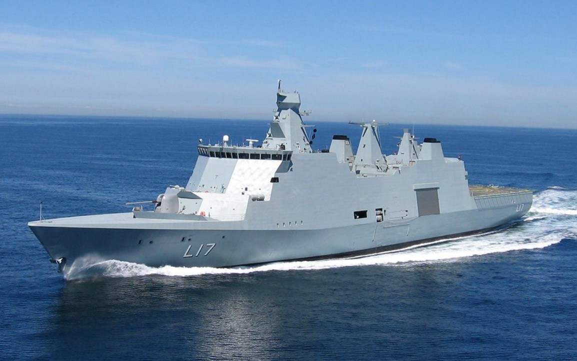 【4 hours】丹麦海军阿布沙隆级多功能支援舰埃斯本61斯奈尔号